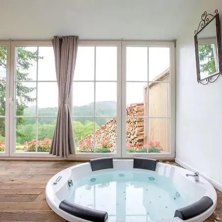 Cozy House With Jacuzzi In Fauvillers, 45 M² * Hollange