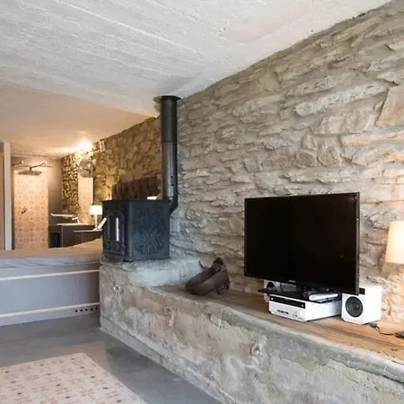 Cozy House With Jacuzzi In Fauvillers, 45 M²